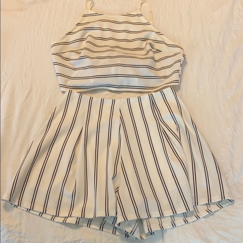 Two piece set from American Threads!